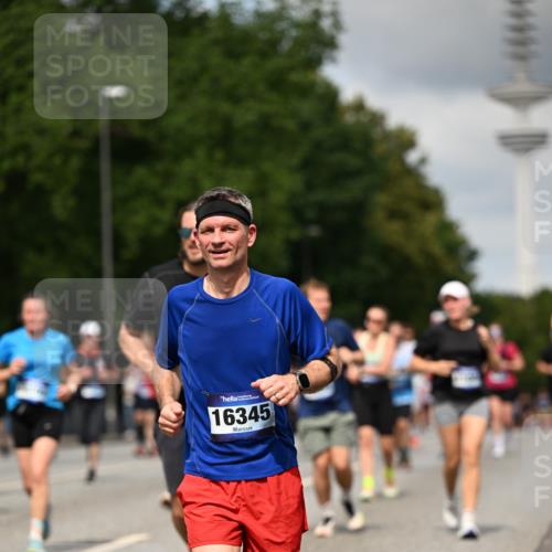 29.06.2025 - hella hamburg halbmarathon Dr. Thomas Lammeyer http://msf.ph/oto/8507861 29.06.2025 10:28:59 Kennedybrücke 1389, 1395, 2477, 2944, 3421, 3786, 4162, 4221, 4719, 5039, 5358, 5954, 6524, 6526, 7426, 7528, 7920, 7975, 8167, 8187, 8502, 8918, 8920, 9063, 10907, 11044, 11306, 11347 meine-sportfotos.de