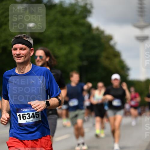 29.06.2025 - hella hamburg halbmarathon Dr. Thomas Lammeyer http://msf.ph/oto/8507878 29.06.2025 10:28:59 Kennedybrücke 1389, 1395, 2477, 2944, 3421, 3786, 4162, 4221, 4719, 5039, 5358, 5954, 6524, 6526, 7426, 7528, 7920, 7975, 8167, 8187, 8502, 8918, 8920, 9063, 10907, 11044, 11306, 11347 meine-sportfotos.de