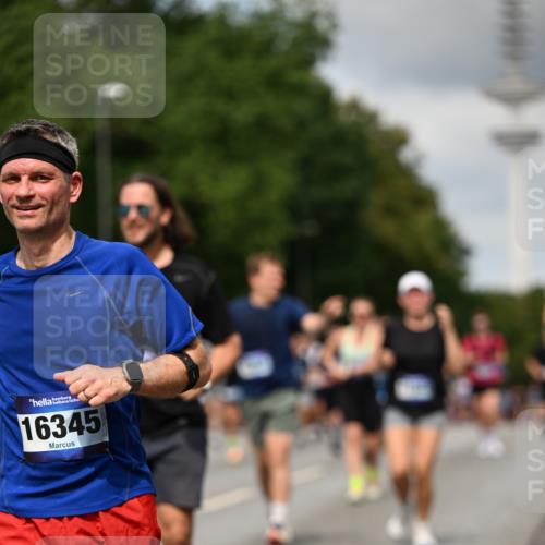 29.06.2025 - hella hamburg halbmarathon Dr. Thomas Lammeyer http://msf.ph/oto/8507880 29.06.2025 10:29:00 Kennedybrücke 1389, 1395, 2477, 2944, 3421, 3786, 4162, 4221, 4719, 5039, 5138, 5358, 5954, 6524, 6526, 7426, 7528, 7920, 7975, 8167, 8187, 8502, 8918, 8920, 9063, 10907, 11044, 11306, 11347 meine-sportfotos.de