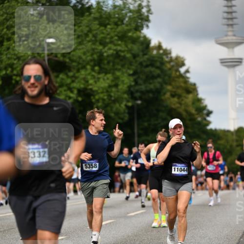 29.06.2025 - hella hamburg halbmarathon Dr. Thomas Lammeyer http://msf.ph/oto/8507888 29.06.2025 10:29:00 Kennedybrücke 1389, 1395, 2477, 2944, 3421, 3786, 4162, 4221, 4719, 5039, 5138, 5358, 5954, 6524, 6526, 7426, 7528, 7920, 7975, 8167, 8187, 8502, 8918, 8920, 9063, 10907, 11044, 11306, 11347 meine-sportfotos.de