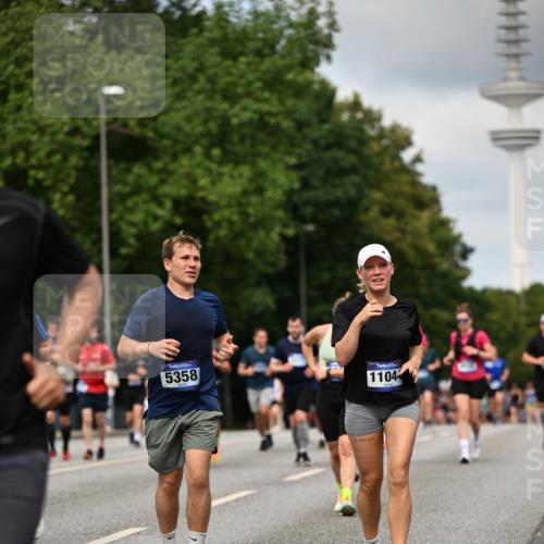 29.06.2025 - hella hamburg halbmarathon Dr. Thomas Lammeyer http://msf.ph/oto/8507899 29.06.2025 10:29:01 Kennedybrücke 1389, 1395, 2477, 2944, 3421, 3786, 4162, 4221, 4719, 5039, 5138, 5358, 5954, 6524, 6526, 7426, 7528, 7920, 7975, 8167, 8187, 8502, 8918, 8920, 9063, 10907, 11044, 11306, 11347 meine-sportfotos.de