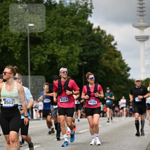 29.06.2025 - hella hamburg halbmarathon Dr. Thomas Lammeyer http://msf.ph/oto/8507996 29.06.2025 10:29:06 Kennedybrücke 1389, 1395, 2132, 2249, 2280, 2477, 2944, 3343, 3421, 3786, 4221, 4624, 4719, 5138, 5358, 5829, 5830, 6524, 6526, 7528, 7920, 7975, 8167, 8502, 9063, 10907, 11044, 11306, 11347 meine-sportfotos.de