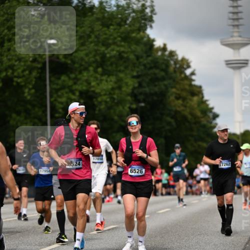 29.06.2025 - hella hamburg halbmarathon Dr. Thomas Lammeyer http://msf.ph/oto/8508012 29.06.2025 10:29:07 Kennedybrücke 1389, 1395, 2132, 2249, 2280, 2477, 2944, 3343, 3421, 3786, 4221, 4624, 4719, 5138, 5358, 5829, 5830, 6524, 6526, 7528, 7920, 7975, 8167, 8502, 9063, 10907, 11044, 11306, 11347 meine-sportfotos.de