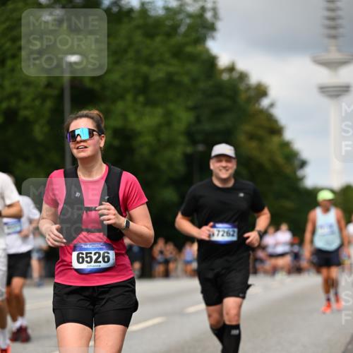 29.06.2025 - hella hamburg halbmarathon Dr. Thomas Lammeyer http://msf.ph/oto/8508067 29.06.2025 10:29:10 Kennedybrücke 1352, 1389, 1395, 2132, 2249, 2280, 2477, 2944, 3343, 3421, 3786, 4221, 4624, 4719, 5138, 5358, 5829, 5830, 6524, 6526, 7528, 7975, 8167, 8502, 9063, 10907, 11044, 11306, 11347 meine-sportfotos.de
