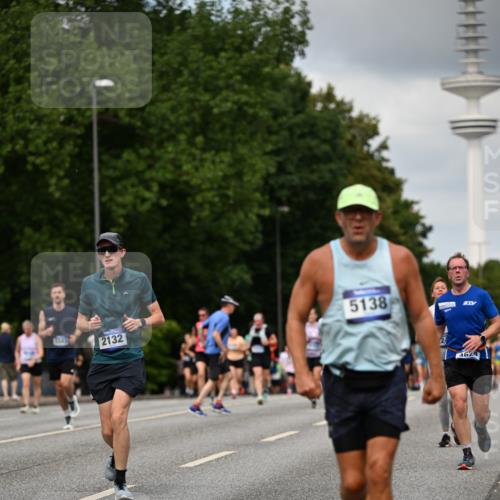 29.06.2025 - hella hamburg halbmarathon Dr. Thomas Lammeyer http://msf.ph/oto/8508185 29.06.2025 10:29:17 Kennedybrücke 1352, 1395, 2132, 2249, 2280, 2477, 2944, 3343, 3421, 3786, 4221, 4624, 4719, 5138, 5358, 5829, 5830, 6261, 6524, 6526, 7528, 7975, 8167, 8502, 9063, 10907, 11044, 11306, 11347 meine-sportfotos.de