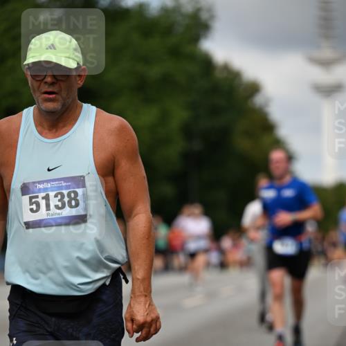 29.06.2025 - hella hamburg halbmarathon Dr. Thomas Lammeyer http://msf.ph/oto/8508205 29.06.2025 10:29:19 Kennedybrücke 1352, 1395, 2132, 2249, 2280, 2477, 3132, 3343, 3421, 3786, 4221, 4624, 5138, 5829, 5830, 6261, 6524, 6526, 7528, 7975, 8167, 8502, 9063, 11306, 11347 meine-sportfotos.de