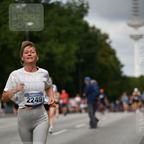 29.06.2025 - hella hamburg halbmarathon Dr. Thomas Lammeyer http://msf.ph/oto/8508267 29.06.2025 10:29:23 Kennedybrücke 1352, 1395, 2132, 2249, 2280, 2477, 3132, 3343, 3786, 4008, 4010, 4111, 4221, 4624, 5138, 5829, 5830, 6261, 7528, 8083, 8502, 9063, 9927, 11306, 11347 meine-sportfotos.de