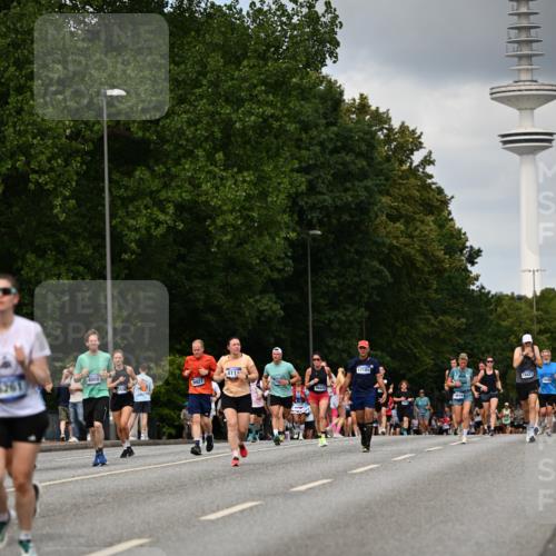 29.06.2025 - hella hamburg halbmarathon Dr. Thomas Lammeyer http://msf.ph/oto/8508301 29.06.2025 10:29:26 Kennedybrücke 1352, 2132, 2249, 2280, 3132, 3343, 3786, 4008, 4010, 4111, 4221, 4624, 5138, 5829, 5830, 6261, 7528, 8083, 8962, 9063, 9927, 11306 meine-sportfotos.de