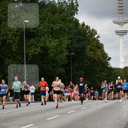 29.06.2025 - hella hamburg halbmarathon Dr. Thomas Lammeyer http://msf.ph/oto/8508315 29.06.2025 10:29:27 Kennedybrücke 1352, 2132, 2249, 2280, 3132, 3343, 3786, 4008, 4010, 4111, 4221, 4624, 4797, 5138, 5829, 5830, 6261, 8083, 8276, 8962, 9927, 11306 meine-sportfotos.de