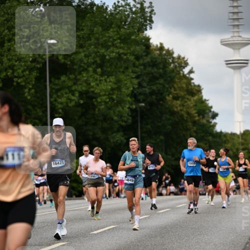 29.06.2025 - hella hamburg halbmarathon Dr. Thomas Lammeyer http://msf.ph/oto/8508387 29.06.2025 10:29:37 Kennedybrücke 1352, 2000, 3053, 3099, 3113, 3132, 4008, 4010, 4111, 4444, 4797, 5814, 6261, 7778, 8083, 8276, 8962, 9927 meine-sportfotos.de