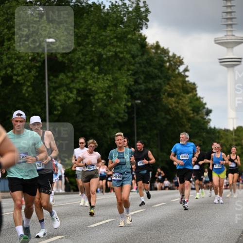 29.06.2025 - hella hamburg halbmarathon Dr. Thomas Lammeyer http://msf.ph/oto/8508392 29.06.2025 10:29:38 Kennedybrücke 1352, 2000, 3053, 3099, 3113, 3132, 3920, 4008, 4010, 4111, 4444, 4797, 5814, 6261, 7778, 8083, 8276, 8962, 9927, 11157 meine-sportfotos.de