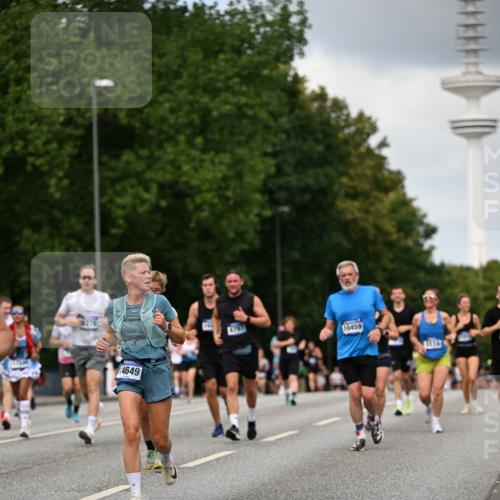 29.06.2025 - hella hamburg halbmarathon Dr. Thomas Lammeyer http://msf.ph/oto/8508422 29.06.2025 10:29:40 Kennedybrücke 1352, 1627, 2000, 3053, 3099, 3113, 3132, 3920, 4008, 4010, 4111, 4444, 4797, 5814, 6261, 7778, 8083, 8276, 8962, 9927, 11157 meine-sportfotos.de
