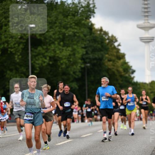 29.06.2025 - hella hamburg halbmarathon Dr. Thomas Lammeyer http://msf.ph/oto/8508431 29.06.2025 10:29:40 Kennedybrücke 1352, 1627, 2000, 3053, 3099, 3113, 3132, 3920, 4008, 4010, 4111, 4444, 4797, 5814, 6261, 7778, 8083, 8276, 8962, 9927, 11157 meine-sportfotos.de