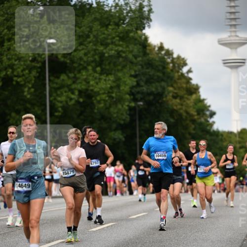 29.06.2025 - hella hamburg halbmarathon Dr. Thomas Lammeyer http://msf.ph/oto/8508434 29.06.2025 10:29:41 Kennedybrücke 1627, 2000, 3053, 3099, 3113, 3132, 3920, 4008, 4010, 4111, 4444, 4797, 5814, 6261, 7778, 8083, 8276, 8962, 9927, 11157 meine-sportfotos.de