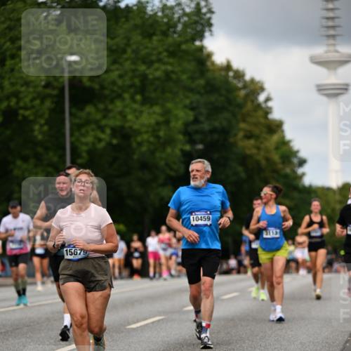 29.06.2025 - hella hamburg halbmarathon Dr. Thomas Lammeyer http://msf.ph/oto/8508456 29.06.2025 10:29:42 Kennedybrücke 1627, 2000, 3053, 3099, 3113, 3132, 3920, 4008, 4010, 4111, 4444, 4797, 5814, 6261, 7778, 8083, 8276, 8962, 9927, 11157 meine-sportfotos.de