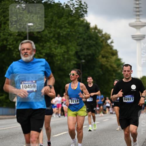 29.06.2025 - hella hamburg halbmarathon Dr. Thomas Lammeyer http://msf.ph/oto/8508498 29.06.2025 10:29:45 Kennedybrücke 1627, 1740, 2000, 3053, 3099, 3113, 3132, 3920, 4008, 4010, 4111, 4444, 4797, 5814, 7778, 8083, 8276, 8962, 9927, 11157, 11400 meine-sportfotos.de