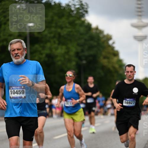 29.06.2025 - hella hamburg halbmarathon Dr. Thomas Lammeyer http://msf.ph/oto/8508500 29.06.2025 10:29:46 Kennedybrücke 1627, 1740, 2000, 3053, 3099, 3113, 3132, 3920, 4008, 4010, 4111, 4444, 4797, 5814, 6869, 7778, 8083, 8276, 8962, 9927, 11157, 11400 meine-sportfotos.de