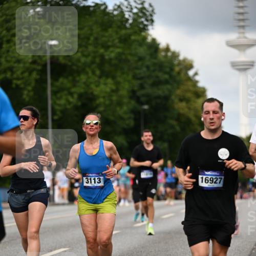 29.06.2025 - hella hamburg halbmarathon Dr. Thomas Lammeyer http://msf.ph/oto/8508513 29.06.2025 10:29:46 Kennedybrücke 1627, 1740, 2000, 3053, 3099, 3113, 3132, 3920, 4008, 4010, 4111, 4444, 4797, 5814, 6869, 7778, 8083, 8276, 8962, 9927, 11157, 11400 meine-sportfotos.de