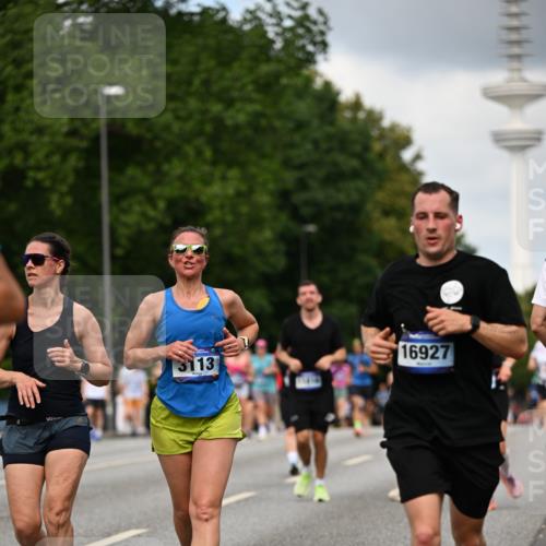 29.06.2025 - hella hamburg halbmarathon Dr. Thomas Lammeyer http://msf.ph/oto/8508514 29.06.2025 10:29:47 Kennedybrücke 1627, 1740, 2000, 3053, 3099, 3113, 3132, 3920, 4008, 4010, 4111, 4444, 4797, 5814, 6869, 7778, 8083, 8276, 8357, 8962, 9927, 11157, 11400 meine-sportfotos.de