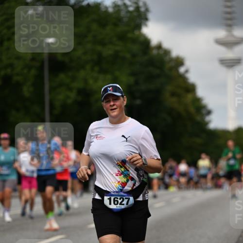 29.06.2025 - hella hamburg halbmarathon Dr. Thomas Lammeyer http://msf.ph/oto/8508638 29.06.2025 10:29:56 Kennedybrücke 1093, 1305, 1627, 1740, 2000, 2278, 3053, 3099, 3113, 3920, 3961, 3963, 4444, 4797, 5814, 6869, 7778, 8276, 8357, 8962, 11157, 11400 meine-sportfotos.de