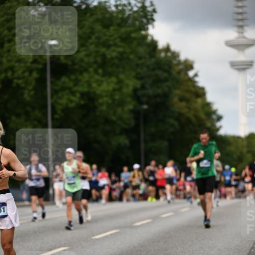 29.06.2025 - hella hamburg halbmarathon Dr. Thomas Lammeyer http://msf.ph/oto/8508711 29.06.2025 10:30:02 Kennedybrücke 1093, 1305, 1627, 1740, 2000, 2278, 3053, 3099, 3920, 3961, 3963, 4444, 5814, 6663, 6869, 7778, 8357, 9186, 11157, 11400 meine-sportfotos.de