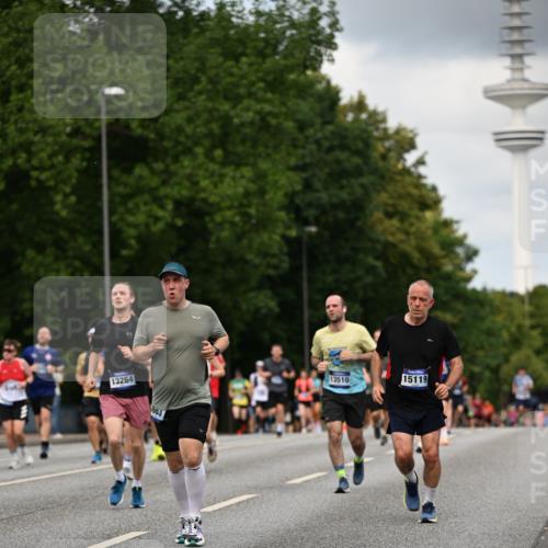 29.06.2025 - hella hamburg halbmarathon Dr. Thomas Lammeyer http://msf.ph/oto/8508812 29.06.2025 10:30:11 Kennedybrücke 1093, 1305, 1740, 2278, 3765, 3961, 3963, 4378, 5028, 5564, 6478, 6663, 6869, 8079, 8357, 8881, 9186, 10845, 10846, 11400 meine-sportfotos.de
