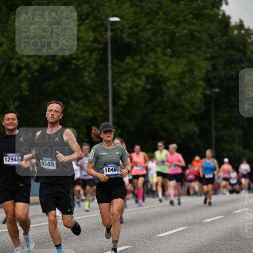 29.06.2025 - hella hamburg halbmarathon Dr. Thomas Lammeyer http://msf.ph/oto/8508966 29.06.2025 10:30:39 Kennedybrücke 1479, 1973, 3617, 4267, 4268, 4315, 4358, 5494, 5497, 5564, 6159, 6478, 6637, 7069, 8079, 8281, 8881, 8942, 9573, 10219, 10465, 10845, 10846, 11110, 11139 meine-sportfotos.de