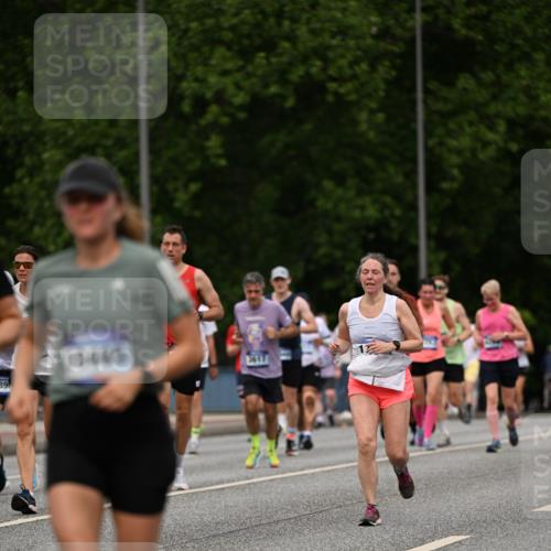 29.06.2025 - hella hamburg halbmarathon Dr. Thomas Lammeyer http://msf.ph/oto/8508968 29.06.2025 10:30:42 Kennedybrücke 1479, 1973, 3617, 4267, 4268, 4315, 4358, 5494, 5497, 6159, 6637, 7069, 8281, 8306, 8942, 9573, 9811, 10104, 10219, 10465, 11110, 11139 meine-sportfotos.de