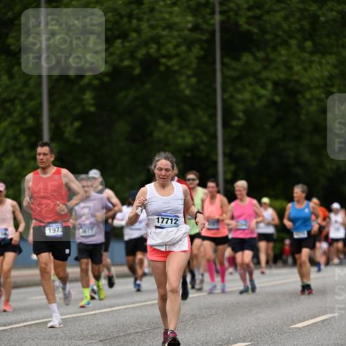 29.06.2025 - hella hamburg halbmarathon Dr. Thomas Lammeyer http://msf.ph/oto/8508975 29.06.2025 10:30:43 Kennedybrücke 1479, 1973, 3617, 4267, 4268, 4315, 4358, 5494, 5497, 6159, 6637, 7069, 8281, 8306, 8942, 9573, 9811, 10104, 10219, 10465, 11110, 11139 meine-sportfotos.de