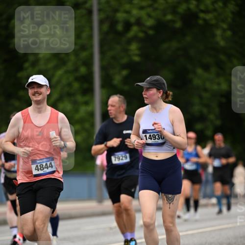 29.06.2025 - hella hamburg halbmarathon Dr. Thomas Lammeyer http://msf.ph/oto/8509107 29.06.2025 10:31:03 Kennedybrücke 1300, 1481, 2306, 2775, 4267, 4268, 4315, 4844, 5494, 6159, 6625, 6905, 7929, 8281, 8306, 8674, 8942, 9811, 10077, 10104, 11110, 11256 meine-sportfotos.de