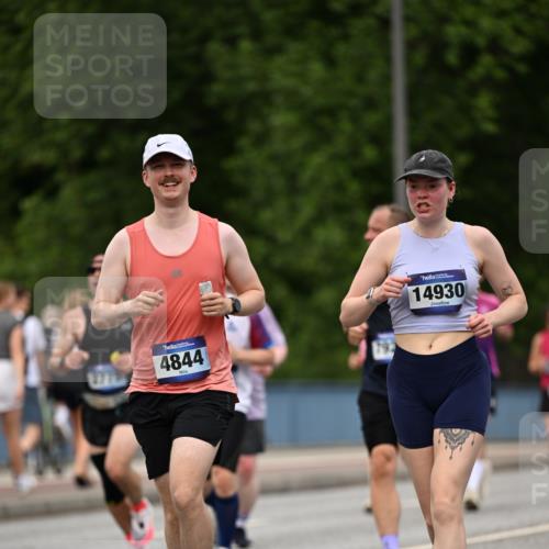 29.06.2025 - hella hamburg halbmarathon Dr. Thomas Lammeyer http://msf.ph/oto/8509116 29.06.2025 10:31:03 Kennedybrücke 1300, 1481, 2306, 2775, 4267, 4268, 4315, 4844, 5494, 6159, 6625, 6905, 7929, 8281, 8306, 8674, 8942, 9811, 10077, 10104, 11110, 11256 meine-sportfotos.de