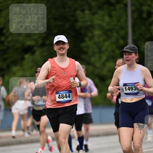 29.06.2025 - hella hamburg halbmarathon Dr. Thomas Lammeyer http://msf.ph/oto/8509118 29.06.2025 10:31:03 Kennedybrücke 1300, 1481, 2306, 2775, 4267, 4268, 4315, 4844, 5494, 6159, 6625, 6905, 7929, 8281, 8306, 8674, 8942, 9811, 10077, 10104, 11110, 11256 meine-sportfotos.de