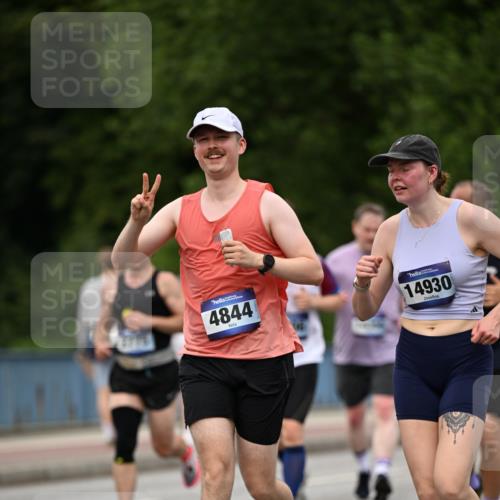 29.06.2025 - hella hamburg halbmarathon Dr. Thomas Lammeyer http://msf.ph/oto/8509120 29.06.2025 10:31:04 Kennedybrücke 1300, 1481, 2306, 2775, 4267, 4268, 4315, 4844, 5494, 6625, 6905, 7929, 8281, 8306, 8674, 8942, 9688, 9811, 10077, 10104, 11110, 11256 meine-sportfotos.de