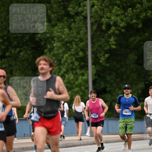 29.06.2025 - hella hamburg halbmarathon Dr. Thomas Lammeyer http://msf.ph/oto/8509132 29.06.2025 10:31:11 Kennedybrücke 1300, 1481, 2306, 2775, 3389, 4844, 6625, 6905, 7929, 8306, 8674, 9688, 10077, 10104, 10158, 11256 meine-sportfotos.de