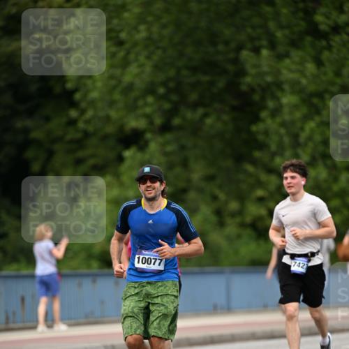 29.06.2025 - hella hamburg halbmarathon Dr. Thomas Lammeyer http://msf.ph/oto/8509158 29.06.2025 10:31:15 Kennedybrücke 1481, 2045, 2306, 2775, 3389, 4844, 6214, 6625, 6905, 7929, 9688, 10077, 10158, 11256 meine-sportfotos.de