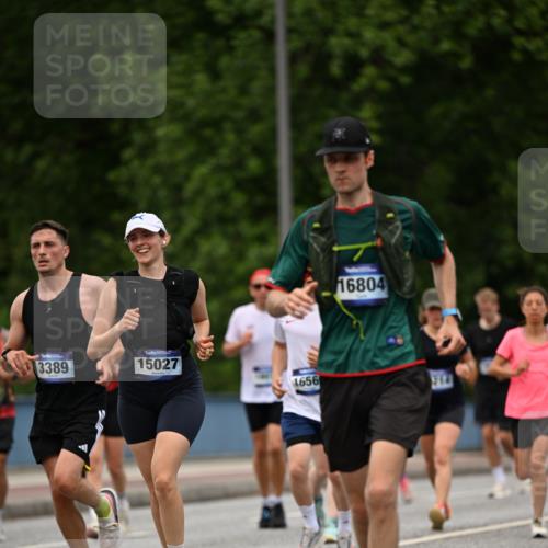 29.06.2025 - hella hamburg halbmarathon Dr. Thomas Lammeyer http://msf.ph/oto/8509217 29.06.2025 10:31:26 Kennedybrücke 1481, 2045, 2643, 3389, 4507, 4509, 5177, 5495, 6214, 7314, 7978, 8085, 9688, 10077, 10158, 10205 meine-sportfotos.de