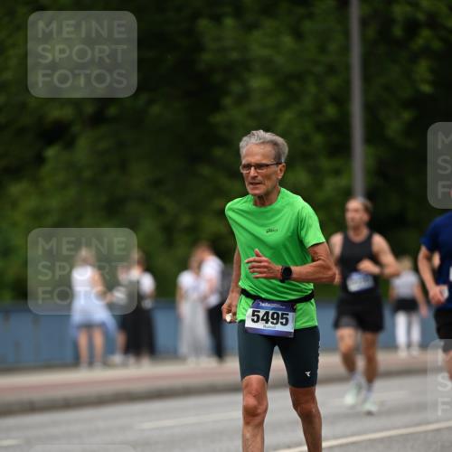 29.06.2025 - hella hamburg halbmarathon Dr. Thomas Lammeyer http://msf.ph/oto/8509337 29.06.2025 10:31:41 Kennedybrücke 2045, 2080, 2643, 3389, 4507, 4509, 5177, 5369, 5495, 5825, 6214, 7314, 7944, 7978, 8085, 8215, 9567, 10205 meine-sportfotos.de