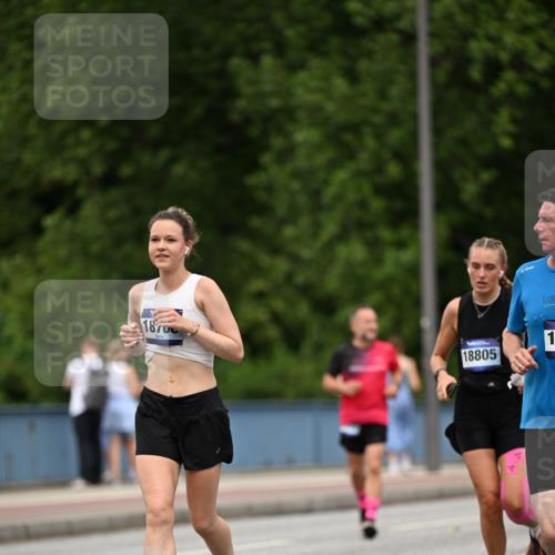 29.06.2025 - hella hamburg halbmarathon Dr. Thomas Lammeyer http://msf.ph/oto/8509458 29.06.2025 10:31:53 Kennedybrücke 1148, 1530, 1793, 2080, 2643, 4372, 5369, 5495, 5825, 5903, 7234, 7944, 7978, 8085, 8215, 8327, 9567 meine-sportfotos.de