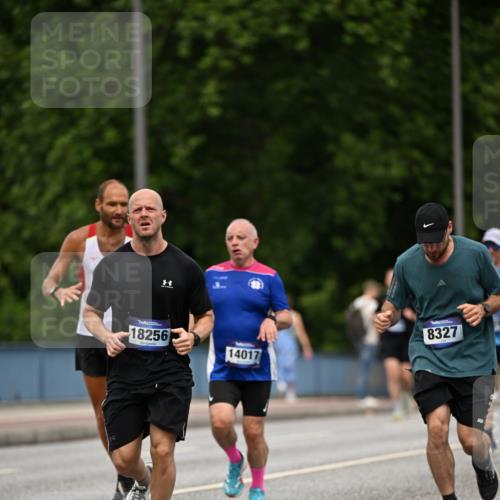 29.06.2025 - hella hamburg halbmarathon Dr. Thomas Lammeyer http://msf.ph/oto/8509525 29.06.2025 10:32:00 Kennedybrücke 1148, 1530, 1793, 2080, 4372, 5369, 5825, 5903, 7234, 7944, 8327, 9567 meine-sportfotos.de