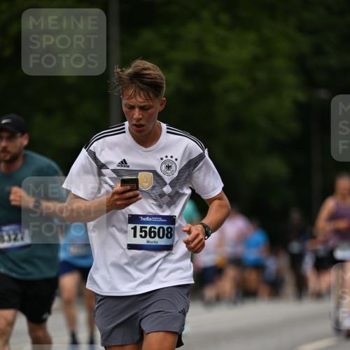 29.06.2025 - hella hamburg halbmarathon Dr. Thomas Lammeyer http://msf.ph/oto/8509540 29.06.2025 10:32:01 Kennedybrücke 1148, 1530, 1793, 2080, 4372, 5369, 5825, 5903, 7234, 7944, 8327, 9567 meine-sportfotos.de