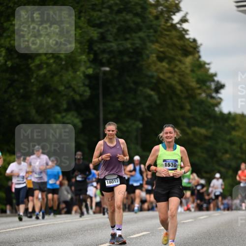 29.06.2025 - hella hamburg halbmarathon Dr. Thomas Lammeyer http://msf.ph/oto/8509548 29.06.2025 10:32:02 Kennedybrücke 1148, 1530, 1793, 2080, 4372, 5369, 5825, 5903, 7234, 7944, 8327, 9567 meine-sportfotos.de