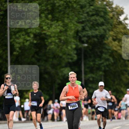 29.06.2025 - hella hamburg halbmarathon Dr. Thomas Lammeyer http://msf.ph/oto/8509671 29.06.2025 10:32:20 Kennedybrücke 1530, 5285, 5707, 5903, 5939, 6102, 7497, 7667, 7764, 7980, 9855, 10412, 10413 meine-sportfotos.de