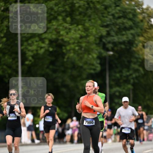 29.06.2025 - hella hamburg halbmarathon Dr. Thomas Lammeyer http://msf.ph/oto/8509677 29.06.2025 10:32:20 Kennedybrücke 1530, 5285, 5707, 5903, 5939, 6102, 7497, 7667, 7764, 7980, 9855, 10412, 10413 meine-sportfotos.de