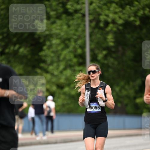 29.06.2025 - hella hamburg halbmarathon Dr. Thomas Lammeyer http://msf.ph/oto/8509718 29.06.2025 10:32:24 Kennedybrücke 4834, 5285, 5707, 5939, 6102, 7497, 7667, 7764, 7980, 9855, 10412, 10413 meine-sportfotos.de