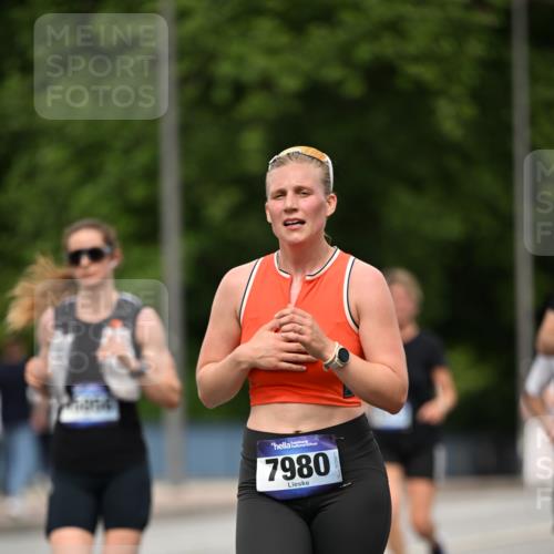 29.06.2025 - hella hamburg halbmarathon Dr. Thomas Lammeyer http://msf.ph/oto/8509727 29.06.2025 10:32:24 Kennedybrücke 4834, 5285, 5707, 5939, 6102, 7497, 7667, 7764, 7980, 9855, 10412, 10413 meine-sportfotos.de