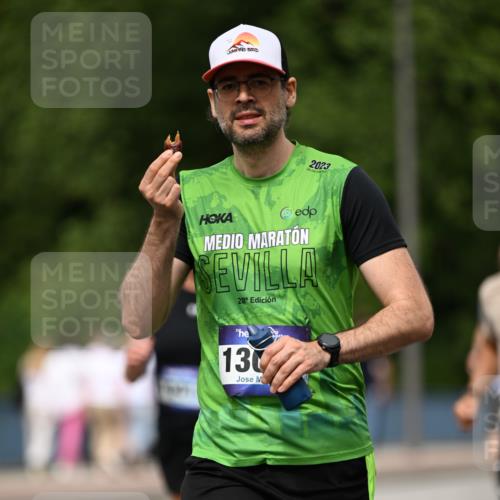29.06.2025 - hella hamburg halbmarathon Dr. Thomas Lammeyer http://msf.ph/oto/8509767 29.06.2025 10:32:28 Kennedybrücke 4834, 5285, 5604, 5707, 5939, 6102, 6259, 6345, 7497, 7667, 7764, 7980, 9716, 9855, 10412, 10413 meine-sportfotos.de