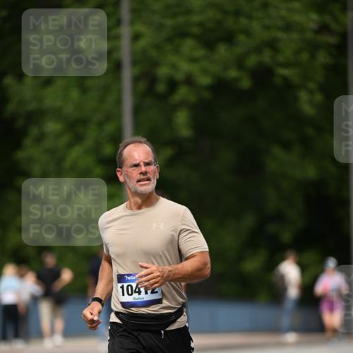 29.06.2025 - hella hamburg halbmarathon Dr. Thomas Lammeyer http://msf.ph/oto/8509768 29.06.2025 10:32:28 Kennedybrücke 4834, 5285, 5604, 5707, 5939, 6102, 6259, 6345, 7497, 7667, 7764, 7980, 9716, 9855, 10412, 10413 meine-sportfotos.de
