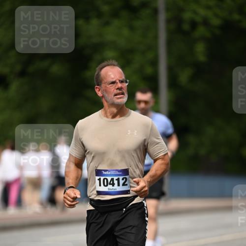 29.06.2025 - hella hamburg halbmarathon Dr. Thomas Lammeyer http://msf.ph/oto/8509776 29.06.2025 10:32:29 Kennedybrücke 4834, 5285, 5604, 5707, 5939, 6102, 6259, 6345, 7497, 7667, 7764, 7980, 9642, 9716, 9855, 10412, 10413 meine-sportfotos.de
