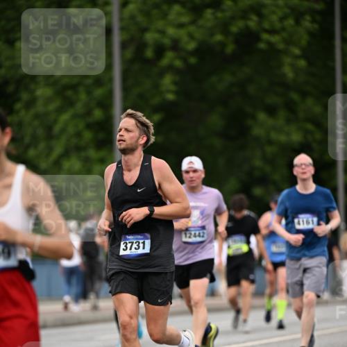 29.06.2025 - hella hamburg halbmarathon Dr. Thomas Lammeyer http://msf.ph/oto/8510014 29.06.2025 10:32:54 Kennedybrücke 2688, 3731, 4161, 4834, 5604, 5718, 6259, 6345, 7169, 8056, 9642, 9653, 9654, 9716, 10434, 10808 meine-sportfotos.de