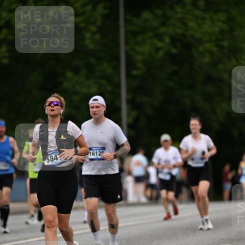 29.06.2025 - hella hamburg halbmarathon Dr. Thomas Lammeyer http://msf.ph/oto/8510110 29.06.2025 10:33:11 Kennedybrücke 1557, 2010, 3179, 3445, 3717, 4161, 4349, 4373, 5167, 5718, 5847, 6632, 8056, 9714, 10198, 10434, 10808, 11249 meine-sportfotos.de